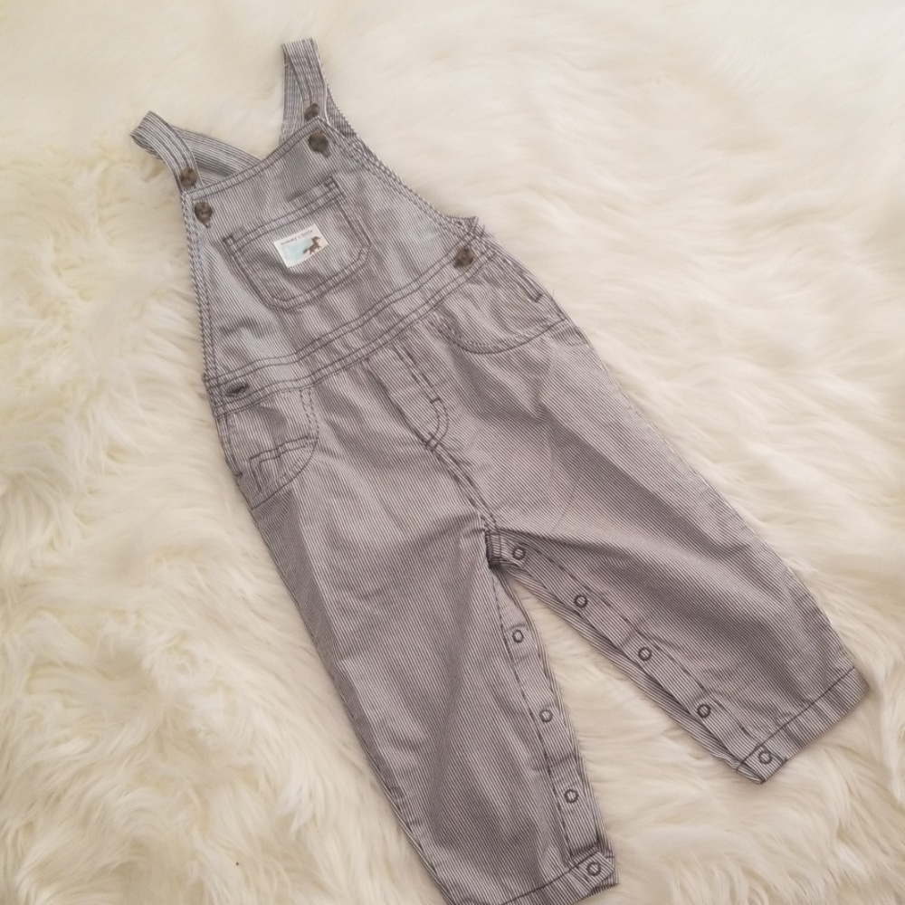 Baby boy bib overalls